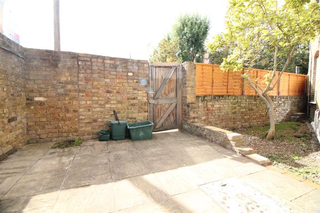 2224g, Clifton Road, Isleworth photo 4