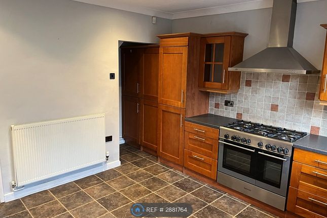 Mountcastle Street, Newbold, Chesterfield photo 3