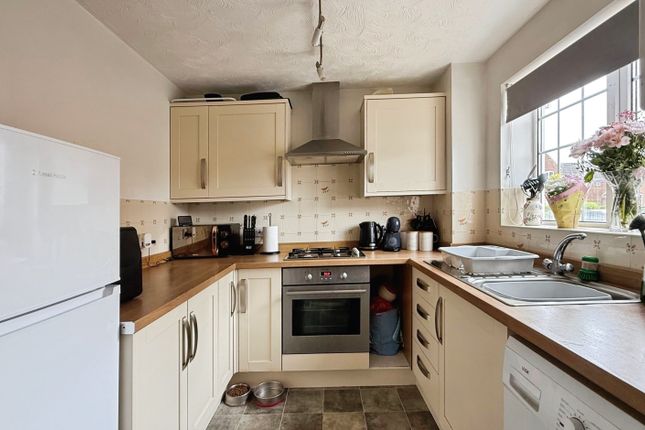 19, Marigold Close, Melksham photo 2
