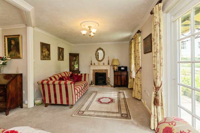 Flat 16, Rockwood House, Gravel Hill Road, Bristol photo 4