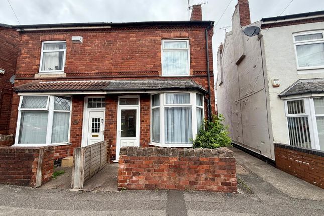 2-bed house on 216, Victoria Street, Mansfield, £75,000