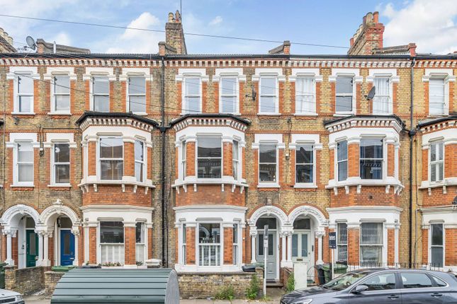 Thumbnail Flat to rent in Tremadoc Road, Clapham High Street, London