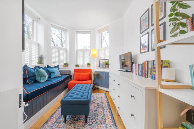 Flat 3, 90-91, Leigham Vale, London photo 2