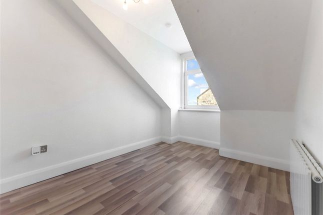 24H, Wellington Street, Inverclyde photo 4