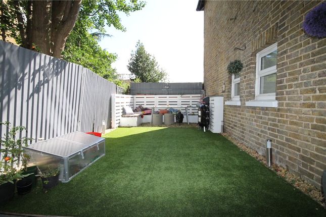 Flat 1, 32, Mitcham Park, Mitcham photo 5
