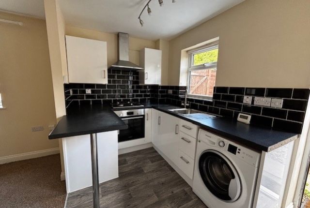 2a, Speyside Close, Carterton photo 2