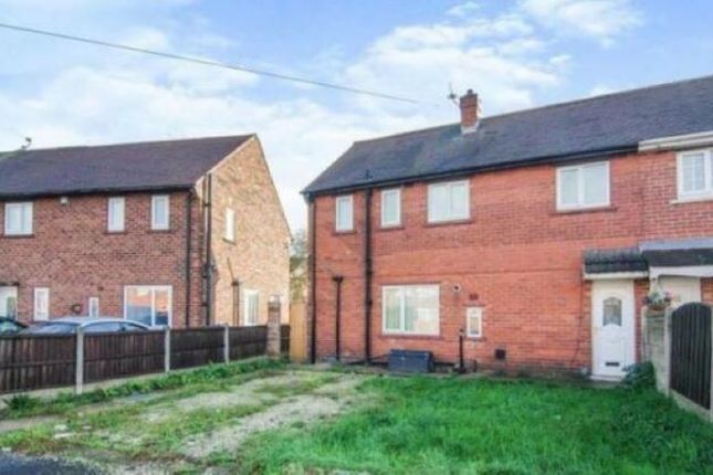 End terrace house for sale in Windmill Avenue, Doncaster