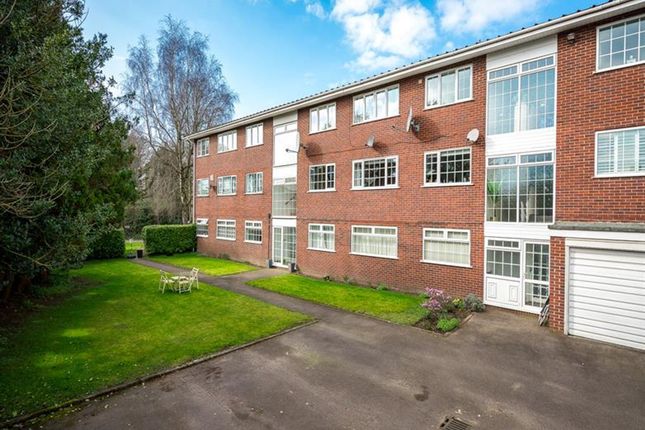 3 Lindow Court Kings Road, Wilmslow photo 2