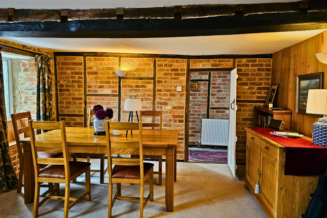 Appletree Thatch, Bridport photo 3