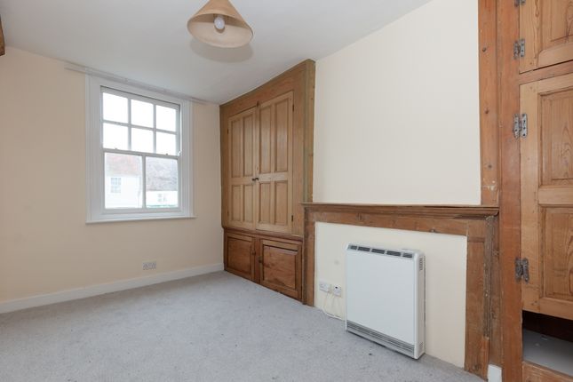 Flat 2, 44, Market Square, Bicester photo 4