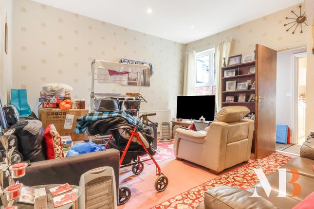 4, Kingsland Avenue, Coventry photo 4