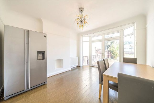 30, Broad Walk, Kidbrooke photo 4