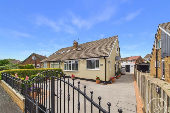 5-bed house on 30, Red Hall Garth, Leeds, £325,000
