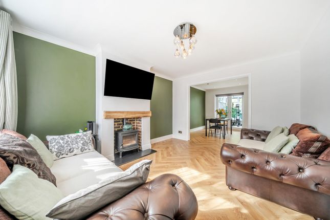 10 Chatsworth Drive, Rochester photo 3