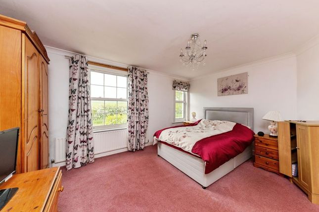 Barfield, Legbourne Road, Louth photo 5