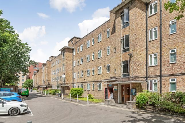 Flat to rent in Great Dover Street, Borough