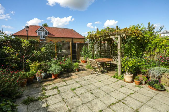 18, Halliday Drive, Kent photo 4