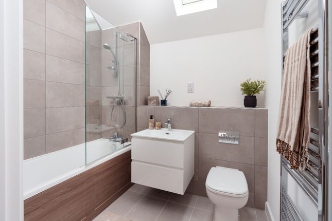 (WEB Plot 71 Coombe Farm) 17 Birch Lane, Saltdean, East Sussex photo 4