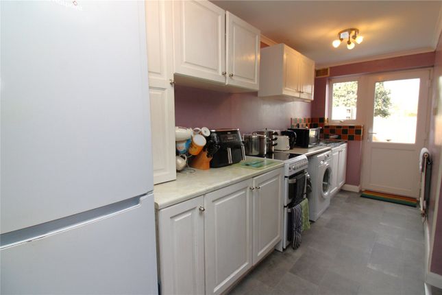 183, White Hart Lane, Hampshire photo 3