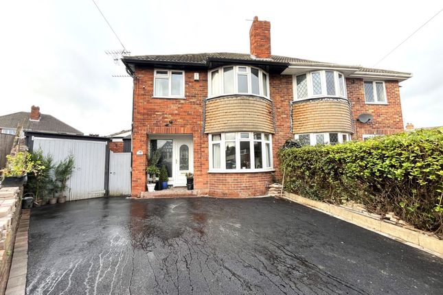 Thumbnail Semi-detached house for sale in Ashleigh Avenue, Wakefield
