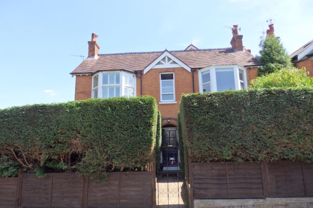 Detached house to rent in Smoke Lane, Reigate