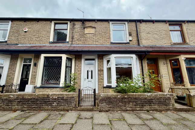 3-bed house on 62, Burnley, £800/mo