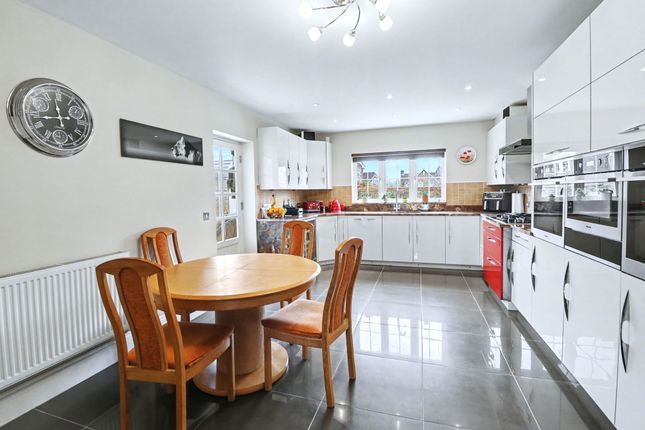 256 Botley Road, Southampton photo 3
