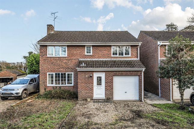 4-bed house on 2, Oak Tree Close, Trowbridge, £368,000