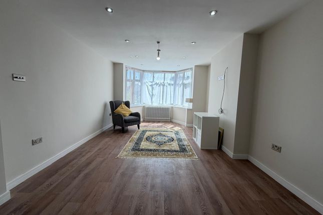 47, Pickwick Grove, Moseley photo 3