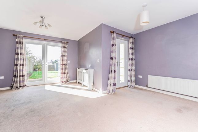 2 Brookfields Primrose Court, Moreton-In-Marsh photo 2
