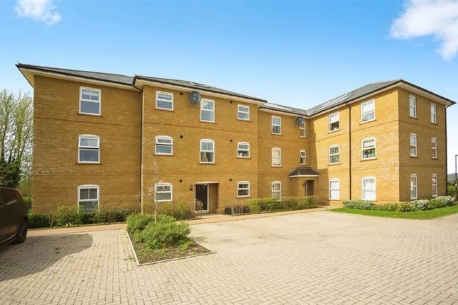 Thumbnail Flat for sale in Cranford Road, Allington, Maidstone, Kent