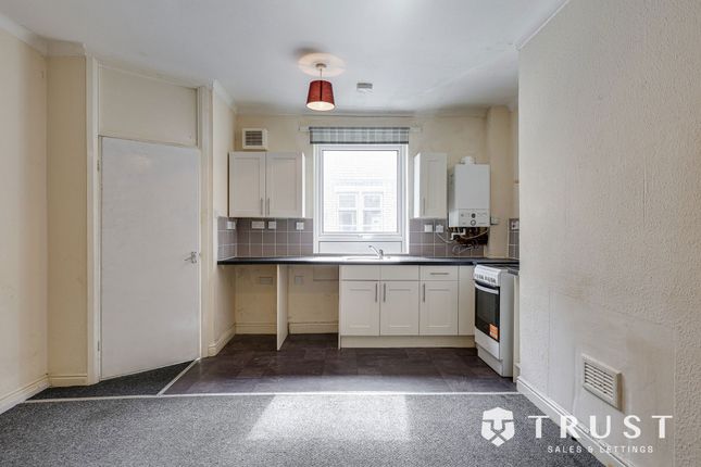 12, Bromley Street, Batley photo 3