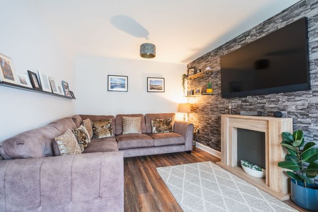 26 Ruby Lane, Sheffield photo 3