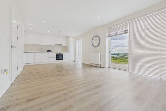 23, Pangea Court, Rainham photo 4