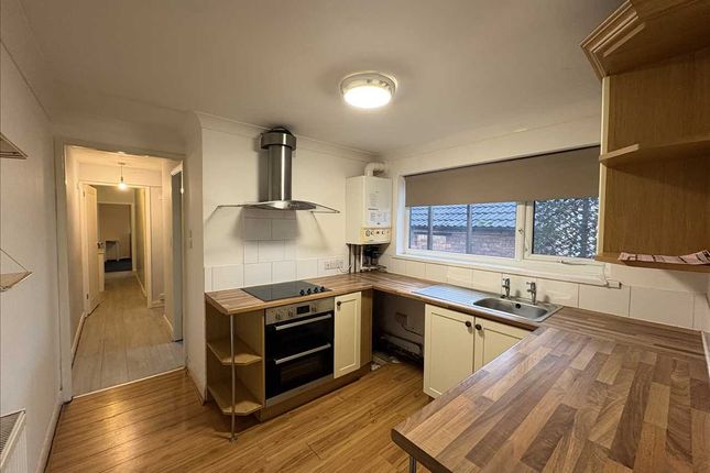274aAshby, High Street, Scunthorpe photo 3