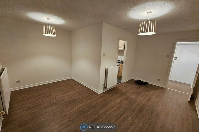 Studio flat on Brackenwood Mews, Wilmslow Cheshire, Wilmslow, £750/mo