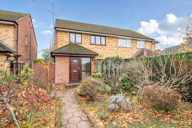 3-bed house on 6 Beech Tree Drive, Farnham, £425,000