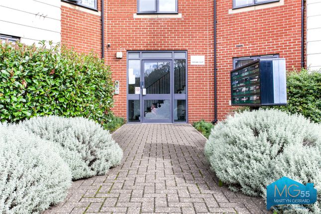 Flat for sale in Statham Court, Tollington Way, Holloway, London