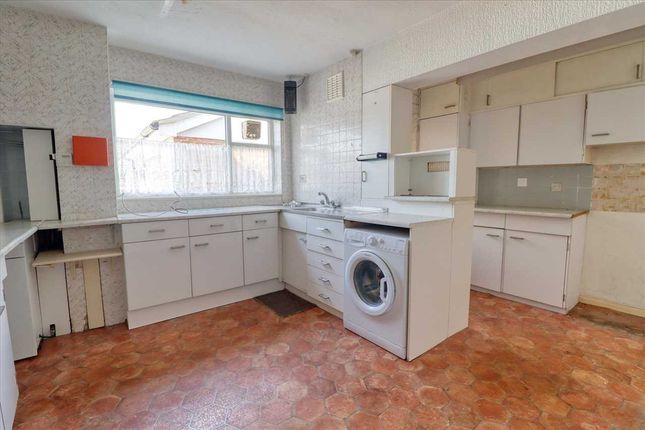 63, Feverills Road, Little Clacton photo 3