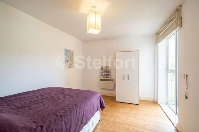 Flat 9, Skyline House, 387 Chapter Road, London photo 3