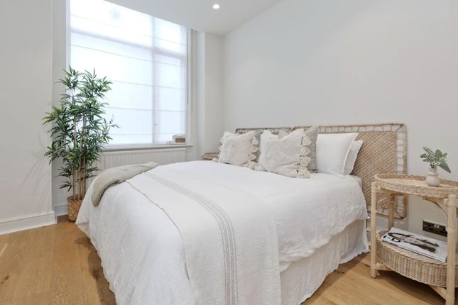 Terraced house to rent in Bingham Place, London