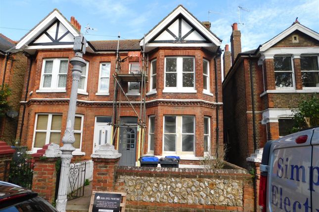 Studio to rent in Browning Road, Worthing
