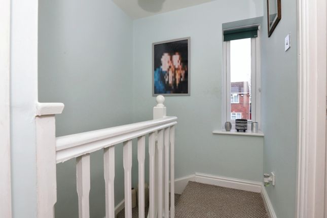 Town house for sale in Deepwell View, Halfway, Sheffield, South Yorkshire