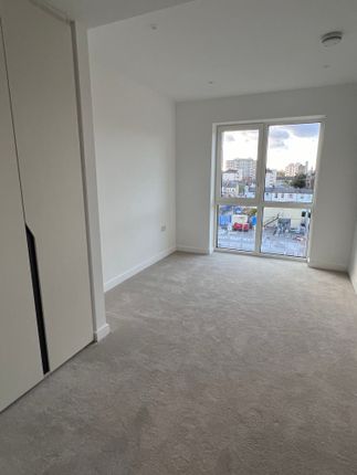 Flat for sale in Parr's Way, London