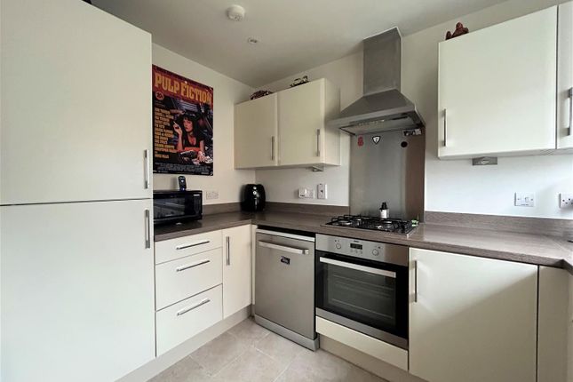 Terraced house for sale in Challney Gardens, Luton