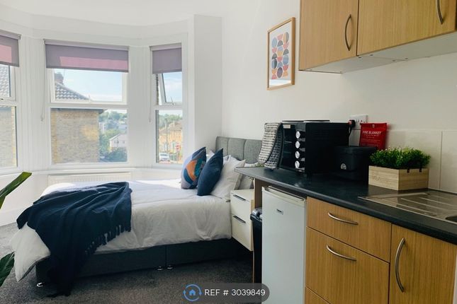 Reginald Road, Maidstone photo 5