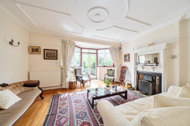2, Middleton Road, London photo 2