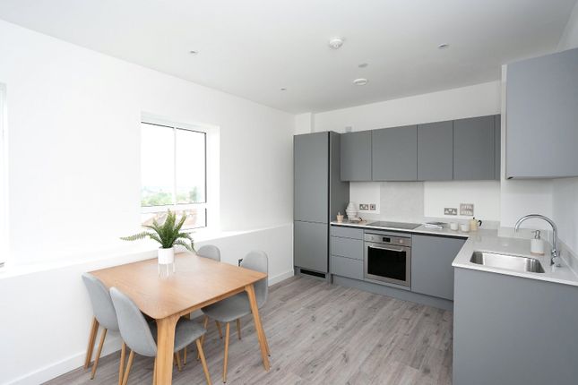 Thumbnail Flat for sale in 1, Cherry Tree Road, Watford, Hertfordshire