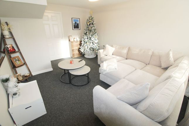 5 Kirkharle Crescent, Ashington photo 2
