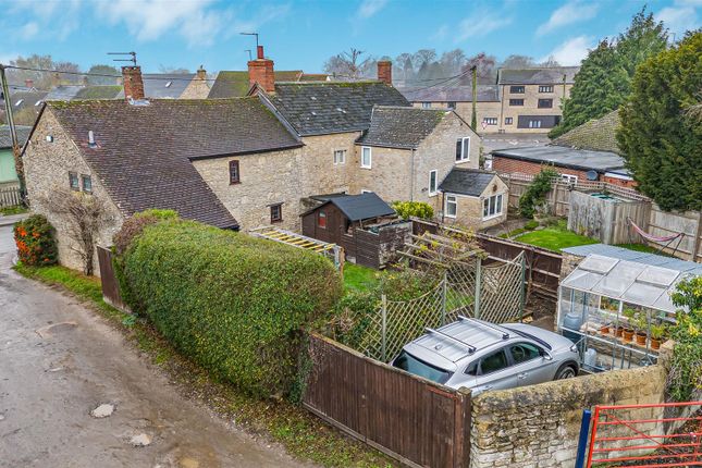 9, Fewcott Road, Fritwell photo 4